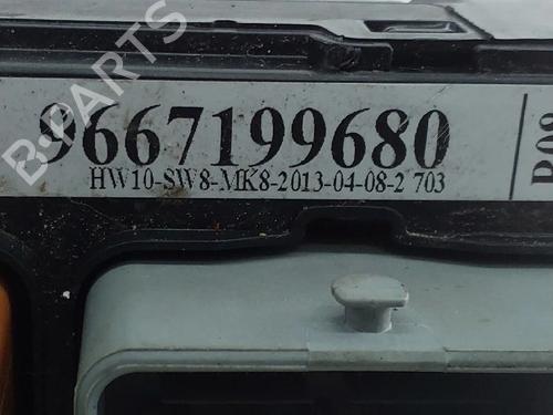 Fuse box CITROËN C3 II (SC_) 1.2 VTi 82 | BP30831590E1