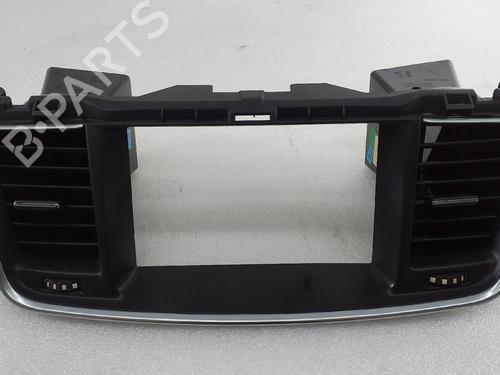 Used Air vent PEUGEOT 508 SW I (8E_) 1.6 HDi (115 hp) 30839016