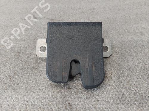 Used Tailgate lock VW POLO IV (9N_, 9A_) 1.2 12V (64 hp) 30875444