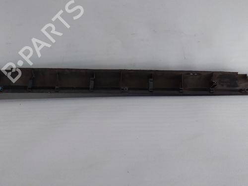 Próg prawy CITROËN C4 CACTUS 1.6 BlueHDi 100 | BP30908242C114