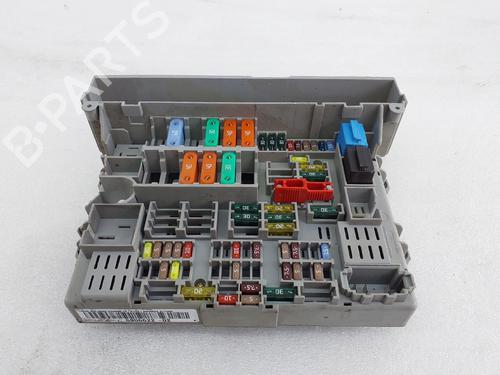 Used Fuse box BMW 3 Touring (E91) 320 d (163 hp) 31023666