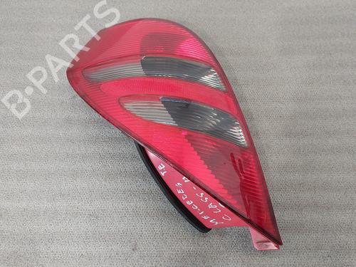 Używane Lampa tylna lewa MERCEDES-BENZ A-CLASS (W169) [2004-2012]  31127716