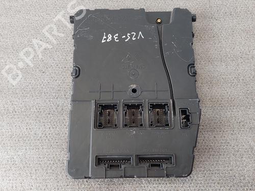 Sikringsdåse RENAULT SCÉNIC II (JM0/1_) 1.5 dCi (JM0F) (82 hp) 31127725