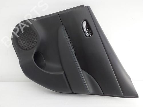 Garniture arrière droite NISSAN LEAF (ZE1) Electric (150 hp) 31137302