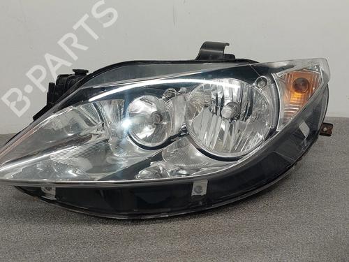 Scheinwerfer links für SEAT IBIZA IV (6J5, 6P1) 1.2 (70 hp) 31139344