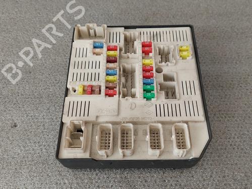 Used Fuse box RENAULT MEGANE III Hatchback (BZ0/1_, B3_) 1.5 dCi (BZ0C) (90 hp) 31146999