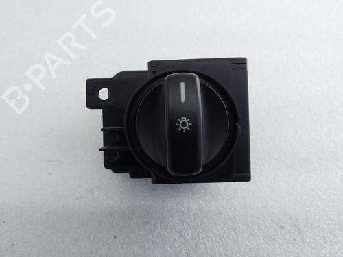 Used Headlight switch MERCEDES-BENZ B-CLASS Sports Tourer (W245) B 180 CDI (245.207) (109 hp) 31171368