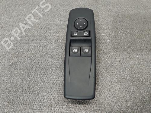 Comutador vidro frente esquerdo RENAULT MEGANE III Coupe (DZ0/1_) 1.5 dCi (DZ0A) (86 hp) 31282357