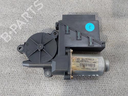 Used Left front window motor VW POLO IV (9N_, 9A_) 1.2 12V (64 hp) 31294544