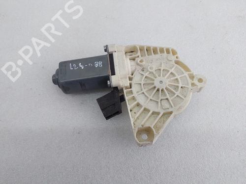Used Left rear window motor MERCEDES-BENZ B-CLASS Sports Tourer (W245) B 180 CDI (245.207) (109 hp) 31294552