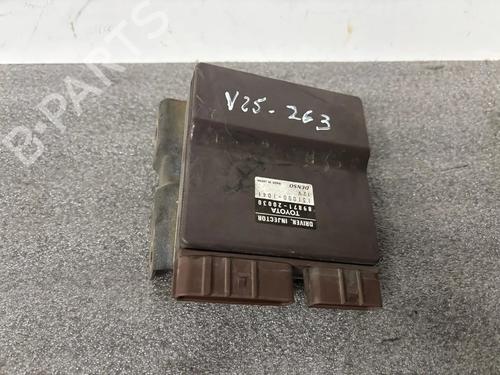 Altro TOYOTA COROLLA Compact (_E11_) 2.0 D-4D (CDE110_, CDE110R) (90 hp) 31345165