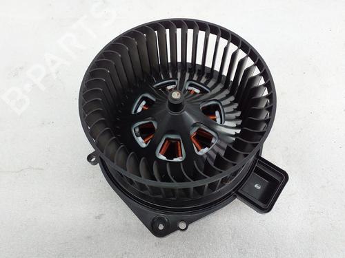 Used Heater blower motor BMW X4 (G02, F98) xDrive 20 d (190 hp) 31585650