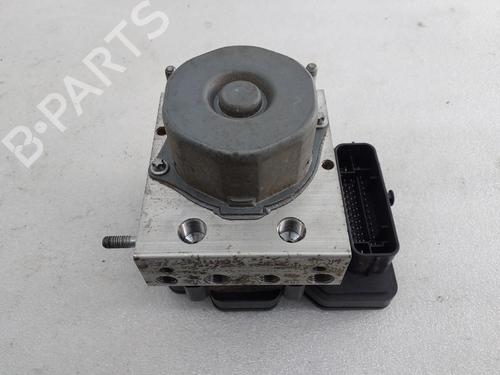 Used ABS pump RENAULT CLIO IV (BH_) 1.5 dCi 75 (75 hp) 31588755