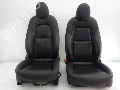 Used Seats set TESLA MODEL Y (5YJY) Long Range All-wheel Drive (514 hp) 31612546