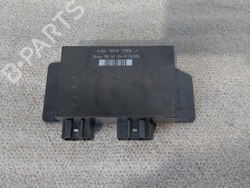 Used Electronic module VW PASSAT B5 (3B2) 1.6 (101 hp) 31653847