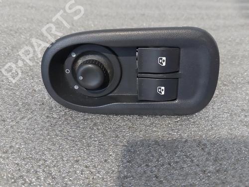 Left front window switch RENAULT MASTER III Van (FV) 2.3 dCi 145 4x4 | BP31667860I27