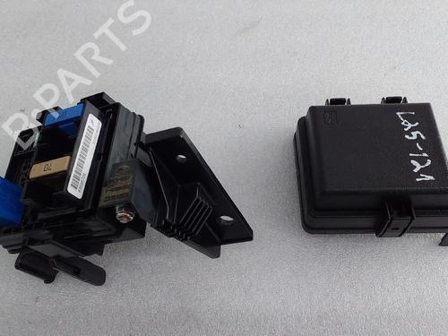 Sikringsdose RENAULT MEGANE III Hatchback (BZ0/1_, B3_) 1.5 dCi (BZ1G, BZ1W, BZ0R) (95 hp) 31711914