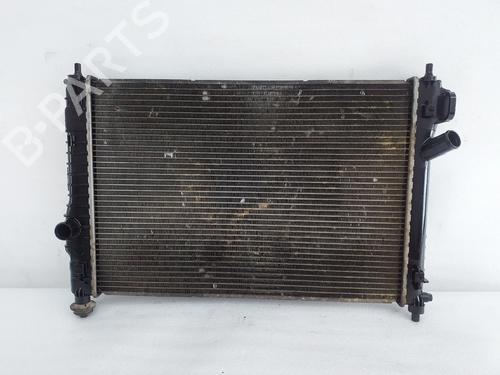 Radiateur à eau CHEVROLET AVEO / KALOS Hatchback (T250, T255) 1.2 (84 hp) 31760138