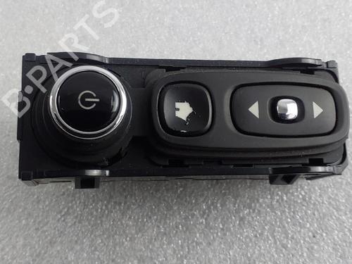 switch-renault-zoe-bfm_-2012-31836072 main image