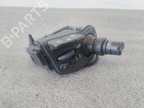 Used Steering column stalk RENAULT SCÉNIC II (JM0/1_) [2003-2010]  31842461