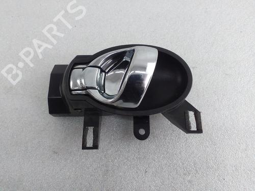 Used Front left interior door handle NISSAN JUKE (F15) 1.5 dCi (110 hp) 31851636
