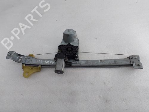 rudehejsemekanisme-hjre-foran-renault-zoe-bfm_-2012-31886921 main image