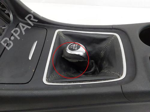 Armrest / Center console MERCEDES-BENZ A-CLASS (W176) A 180 CDI (176.000) | BP31923423I20 