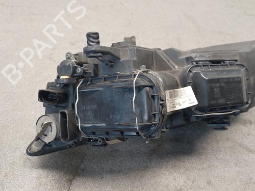 Right headlight SEAT LEON (5F1) 1.6 TDI | BP31950297C29