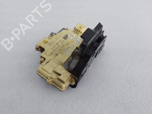 Højre bagtil lås AUDI A3 (8P1) 1.4 TFSI (125 hp) 31976438