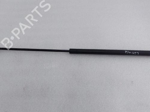 Vérin de capot PORSCHE CAYENNE (9PA) 3.2 (250 hp) 31976451