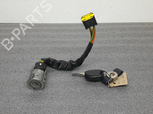 Rattlås /Tenningslås RENAULT CLIO II (BB_, CB_) 1.2 16V (BB05, BB0W, BB11, BB27, BB2T, BB2U, BB2V, CB05,... (75 hp) 31981027