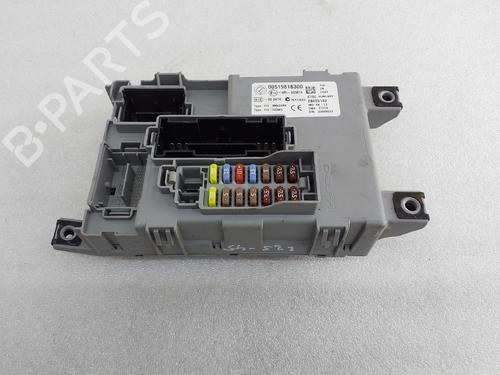 Boîte à Fusibles FIAT 500 (312_) 1.2 (312AXA1A) (69 hp) 31982962