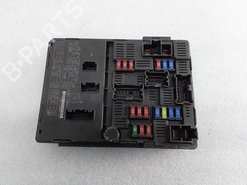 Sikringsdose NISSAN MICRA IV (K13K, K13KK) 1.2 (80 hp) 31982967