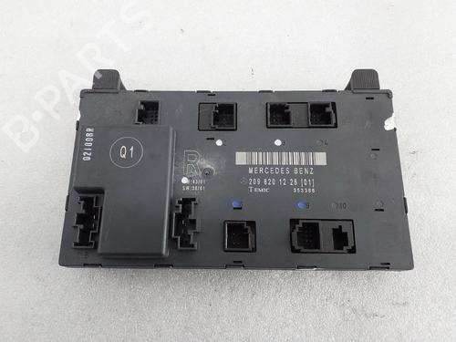 Used Comfort control module MERCEDES-BENZ CLK (C209) CLK 240 (209.361) (170 hp) 31996371