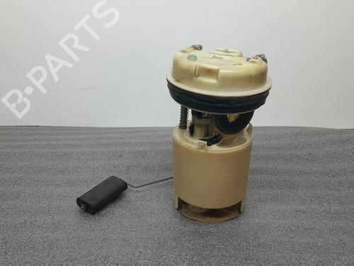 Pompe à carburant MITSUBISHI CARISMA (DA_) 1.8 (DA2A) (116 hp) 32036261