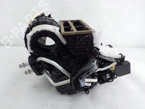 Chauffage complet PEUGEOT 308 II (LB_, LP_, LW_, LH_, L3_) 1.5 BlueHDi 130 (131 hp) 32070649