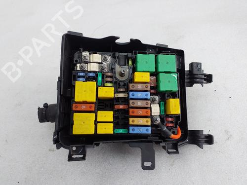 Used Fuse box PEUGEOT 308 II (LB_, LP_, LW_, LH_, L3_) 1.5 BlueHDi 130 (131 hp) 32070656