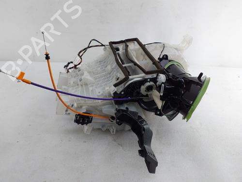 Altro PEUGEOT 208 I (CA_, CC_) 1.2 VTI 82 (82 hp) 32085103