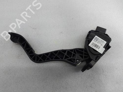 Pedal PEUGEOT 208 I (CA_, CC_) 1.2 VTI 82 (82 hp) 32097075