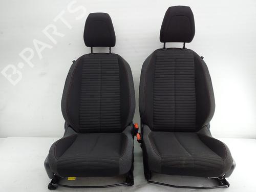 Sitze Komplett für PEUGEOT 208 II (UB_, UP_, UW_, UJ_) 1.5 BlueHDI 100 (102 hp) 32135790