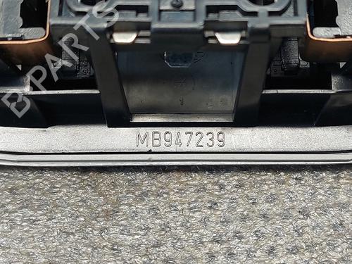 Interior roof light MITSUBISHI SPACE STAR MPV (DG_A) 1.9 DI-D (DG4A) | BP32142573I8 