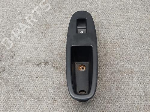 right-front-window-switch-alfa-romeo-159-sportwagon-939_-2005-2006-2007-2008-2009-2010-2011-2012-32024186 main image