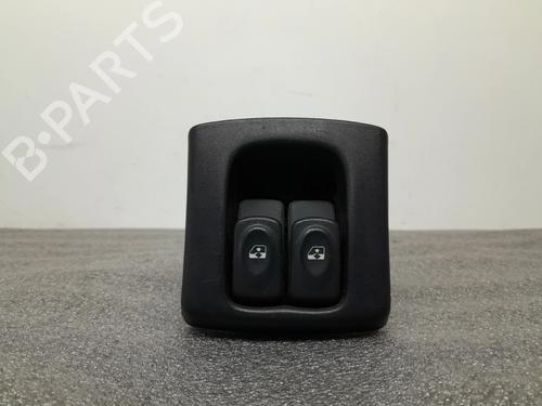 Comutador vidro trás esquerdo RENAULT MEGANE I Grandtour (KA0/1_) 1.4 16V (KA0D, KA1H, KA0W, KA10) (95 hp) 32145866