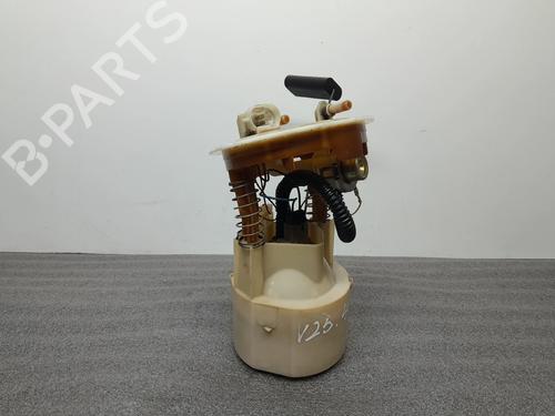 Used Fuel pump RENAULT SCÉNIC I MPV (JA0/1_, FA0_) 1.4 16V (JA0D, JA1H, Ja0W, JA10) (95 hp) 32167908