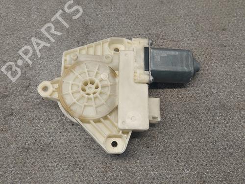 Fensterhebermotor vorne links für MERCEDES-BENZ C-CLASS (W205) C 220 BlueTEC / d (205.002, 205.004) (170 hp) 32218328