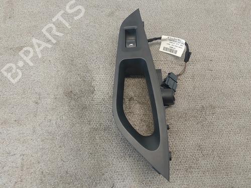 Pulsantiera posteriore destra SEAT LEON (5F1) 1.6 TDI (105 hp) 32265450