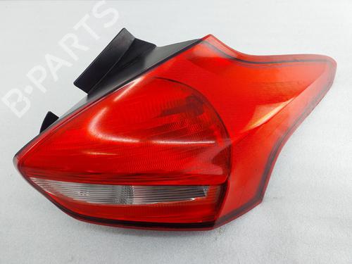 Used Right taillight FORD FOCUS III 1.5 TDCi (120 hp) 32347069
