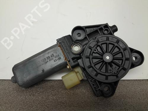 Left rear window motor MERCEDES-BENZ C-CLASS (W203) C 180 Kompressor (203.046) | BP32394824E23