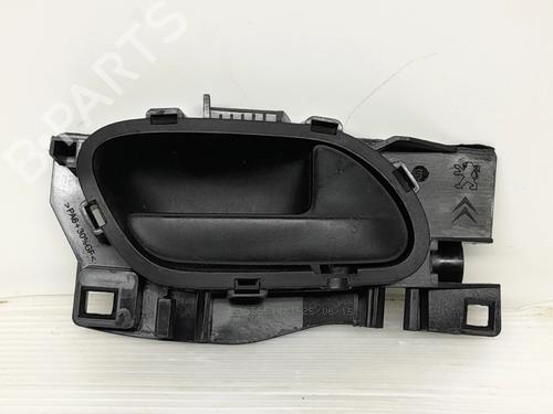 front-right-interior-door-handle-peugeot-partner-box-bodympv-2008-32421726 main image