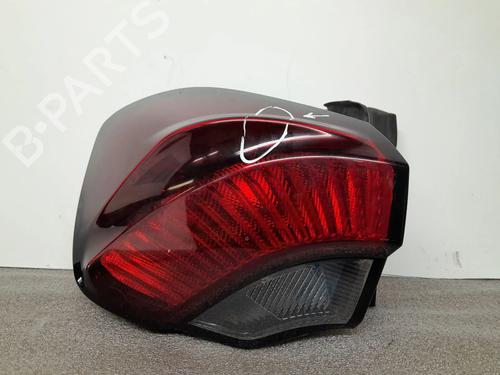 left-taillight-fiat-tipo-estate-356_-357_-2016-32480471 main image